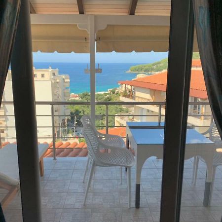 ★ Meniko'S House ★ Amazing Sea View Leilighet Himare Eksteriør bilde